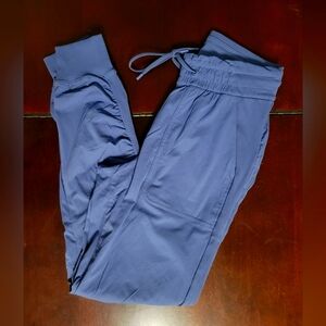 VEUC Lululemon Beyond The Studio Joggers (in Water Drop, Size 4)